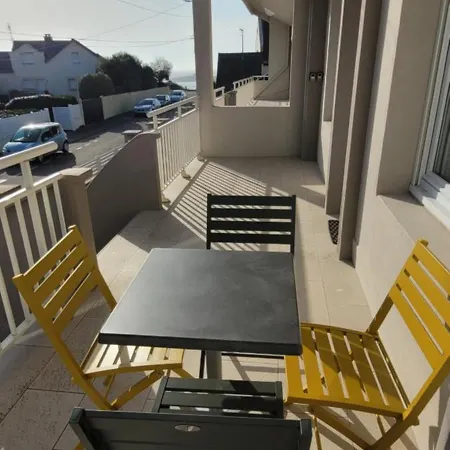 Appartement T3 “groix“- 50 M De La De Bloqué/ploemeur